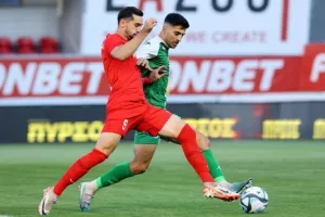 ΑΕΖ-Νέα Σαλαμίνα: Νίκη μετά από καιρό / Πρώτη στα μπαράζ (φώτος)
