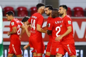 ΑΕΖ-Νέα Σαλαμίνα: Νίκη μετά από καιρό / Πρώτη στα μπαράζ (φώτος)