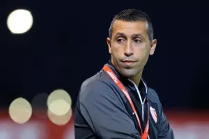 ΑΕΖ-Νέα Σαλαμίνα: Νίκη μετά από καιρό / Πρώτη στα μπαράζ (φώτος)