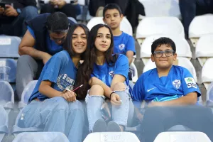 Ο κόσμος στο "Αντώνης Παπαδόπουλος" (φωτορεπορτάζ)