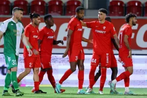 ΑΕΖ-Νέα Σαλαμίνα: Νίκη μετά από καιρό / Πρώτη στα μπαράζ (φώτος)