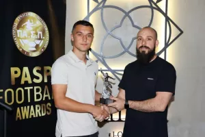 Τα πήρε όλα και έφυγε ο Χαραλάμπους (ΒΙΝΤΕΟ/Φώτος)