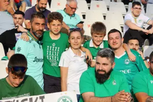 Οι Ομονοιάτες στο "αιώνιο" (βίντεο Kerkida/φώτος)