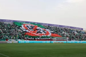 Ομόνοια-ΑΠΟΕΛ: Κέρδισε και "κλείδωσε" Ευρώπη ο ένας/Έχασε αλλά... δεν άλλαξε κάτι για τον άλλο! 