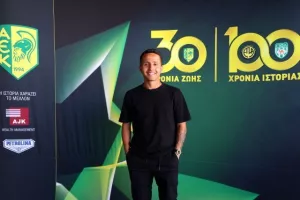Καραπατάκης: "Οι Σκαλιώτες πρέπει να είναι περήφανοι για την ΑΕΚ" (φώτος)