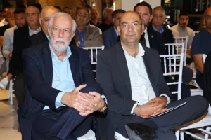 Καραπατάκης: "Οι Σκαλιώτες πρέπει να είναι περήφανοι για την ΑΕΚ" (φώτος)