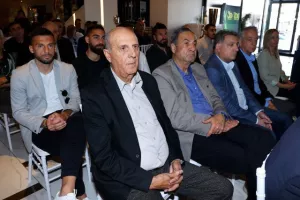 Καραπατάκης: "Οι Σκαλιώτες πρέπει να είναι περήφανοι για την ΑΕΚ" (φώτος)