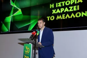 Καραπατάκης: "Οι Σκαλιώτες πρέπει να είναι περήφανοι για την ΑΕΚ" (φώτος)