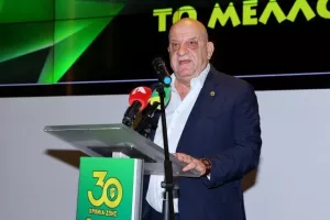 Καραπατάκης: "Οι Σκαλιώτες πρέπει να είναι περήφανοι για την ΑΕΚ" (φώτος)