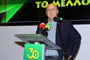 Καραπατάκης: "Οι Σκαλιώτες πρέπει να είναι περήφανοι για την ΑΕΚ" (φώτος)