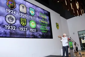 Καραπατάκης: "Οι Σκαλιώτες πρέπει να είναι περήφανοι για την ΑΕΚ" (φώτος)