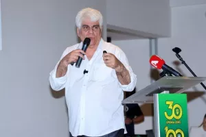 Καραπατάκης: "Οι Σκαλιώτες πρέπει να είναι περήφανοι για την ΑΕΚ" (φώτος)