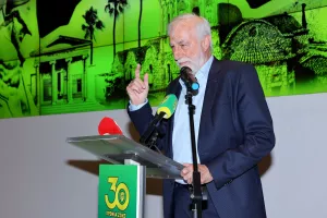 Δεν μπορούσε να μιλήσει από τα δάκρυα (ΒΙΝΤΕΟ/KERKIDA)