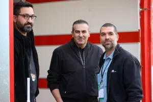 ΑΕΖ-ΑΕΛ: “Διπλό” με καλή εμφάνιση και πεντάρα