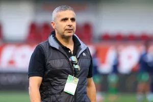 ΑΕΖ-ΑΕΛ: “Διπλό” με καλή εμφάνιση και πεντάρα