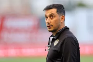 ΑΕΖ-ΑΕΛ: “Διπλό” με καλή εμφάνιση και πεντάρα