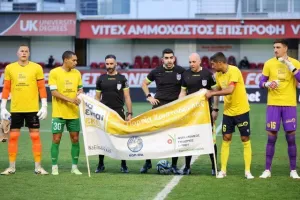 ΑΕΖ-ΑΕΛ: “Διπλό” με καλή εμφάνιση και πεντάρα