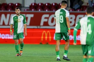 ΑΕΖ-ΑΕΛ: “Διπλό” με καλή εμφάνιση και πεντάρα