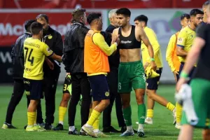 ΑΕΖ-ΑΕΛ: “Διπλό” με καλή εμφάνιση και πεντάρα