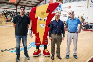 Στον Κεραυνό το ντέρμπι/ Νίκησε την Πετρολίνα ΑΕΚ (φώτος)