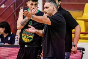 Στον Κεραυνό το ντέρμπι/ Νίκησε την Πετρολίνα ΑΕΚ (φώτος)