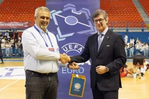 Πρωτιά για την Εθνική μας λόγω κίτρινων καρτών (Φώτος)