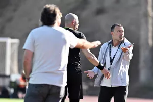 Παρέμβαση ο βοηθός, του εξήγησαν ότι... όλα καλά!