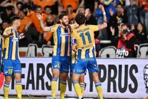 ΑΠΟΕΛ-Άρης: Με "Κβίλι" οδηγό, διατηρεί το ισχνό προβάδισμα για τίτλο!