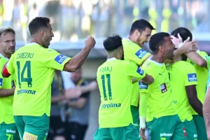 Εύκολα ή δύσκολα...