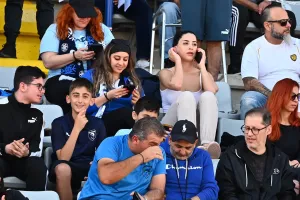 Ο κόσμος στο "Στ. Κυριακίδης" (φωτορεπορτάζ)