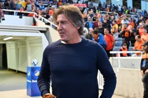 ΑΠΟΕΛ-Άρης: Με "Κβίλι" οδηγό, διατηρεί το ισχνό προβάδισμα για τίτλο!