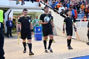ΑΠΟΕΛ-Άρης: Με "Κβίλι" οδηγό, διατηρεί το ισχνό προβάδισμα για τίτλο!
