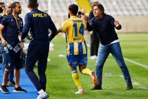 ΑΠΟΕΛ-Άρης: Με "Κβίλι" οδηγό, διατηρεί το ισχνό προβάδισμα για τίτλο!