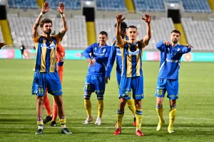 ΑΠΟΕΛ-Άρης: Με "Κβίλι" οδηγό, διατηρεί το ισχνό προβάδισμα για τίτλο!
