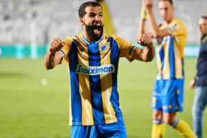 ΑΠΟΕΛ-Άρης: Με "Κβίλι" οδηγό, διατηρεί το ισχνό προβάδισμα για τίτλο!