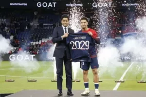 Επίσημο: Για… πάντα στην Παρί ο Ζαΐρ-Εμερί!