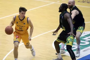 "Θρίλερ" στο Λευκόθεο και διπλό για ΑΕΚ (Φώτος)