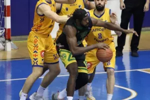 "Θρίλερ" στο Λευκόθεο και διπλό για ΑΕΚ (Φώτος)