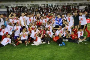 Η απονομή στους Κυπελλούχους (Φώτος/Βίντεο Kerkida)