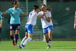 Κατέκτησαν και το Κύπελλο οι Απόλλων Ladies (φώτος)
