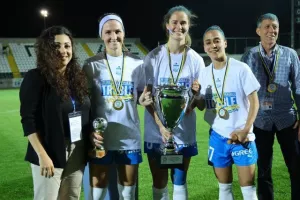 Κατέκτησαν και το Κύπελλο οι Απόλλων Ladies (φώτος)