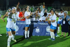 Κατέκτησαν και το Κύπελλο οι Απόλλων Ladies (φώτος)