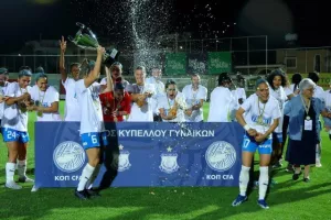 Κατέκτησαν και το Κύπελλο οι Απόλλων Ladies (φώτος)