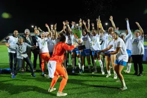 Κατέκτησαν και το Κύπελλο οι Απόλλων Ladies (φώτος)