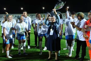Κατέκτησαν και το Κύπελλο οι Απόλλων Ladies (φώτος)