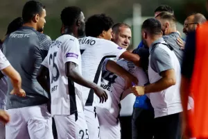 Πάφος - Απόλλων: Προβάδισμα πρόκρισης με τα... πρώτα για Πέπε-Δημητρίου!
