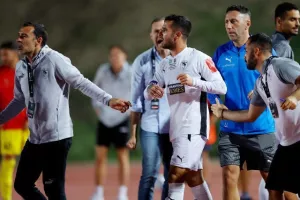 Πάφος - Απόλλων: Προβάδισμα πρόκρισης με τα... πρώτα για Πέπε-Δημητρίου!