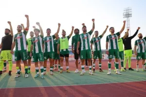(ΒΙΝΤΕΟ Kerkida/φώτος) Τα πρώτα πανηγύρια για την άνοδο! 