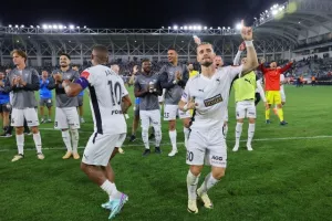ΕΤΣΙ πανηγύρισαν την σπουδαία πρόκριση! (Φώτος)