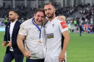 ΕΤΣΙ πανηγύρισαν την σπουδαία πρόκριση! (Φώτος)